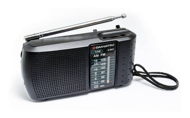 Radio Portátil Daihatsu DRK7 AM/FM Negro