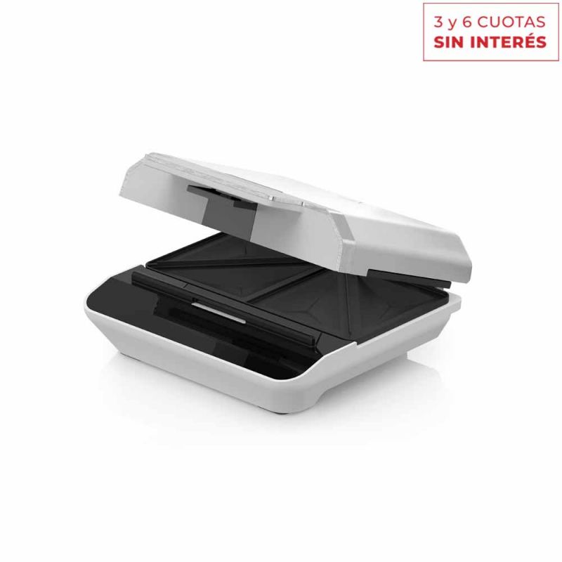 Sandwichera Black & Decker Easy Clean SM602F-1WDAR Blanco